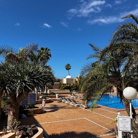Borinquen Studio Apartment Playa Fanabe Exterior photo