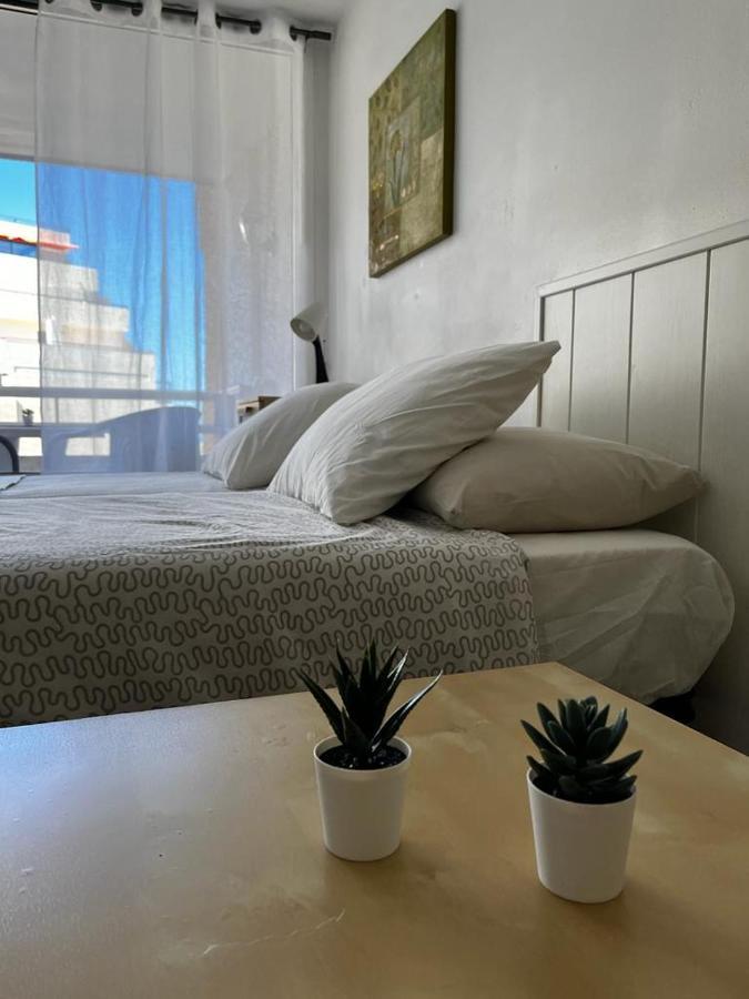 Borinquen Studio Apartment Playa Fanabe Exterior photo